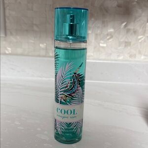 Bath & Body Works Cool Amazon Rain Body Wash - Teal